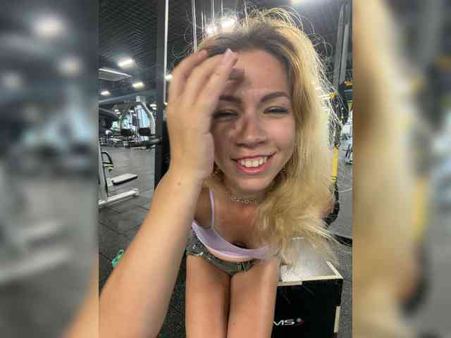 Lexy-Luna webcam