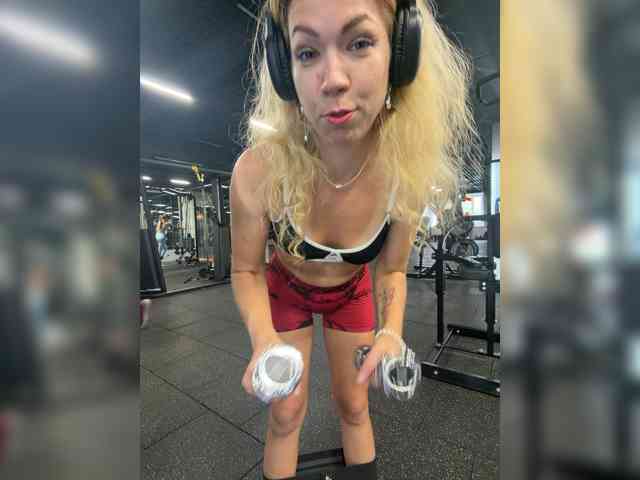 Lexy-Luna webcam