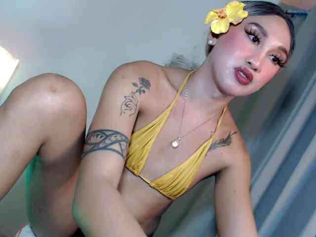 Heartpiercer143 Live Webcam on BongaCams