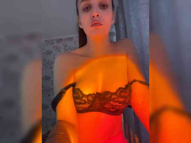 Lindalap's cam show statistics and live stream