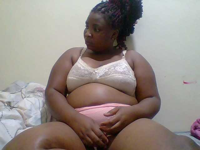Monlight- live cam on BongaCams