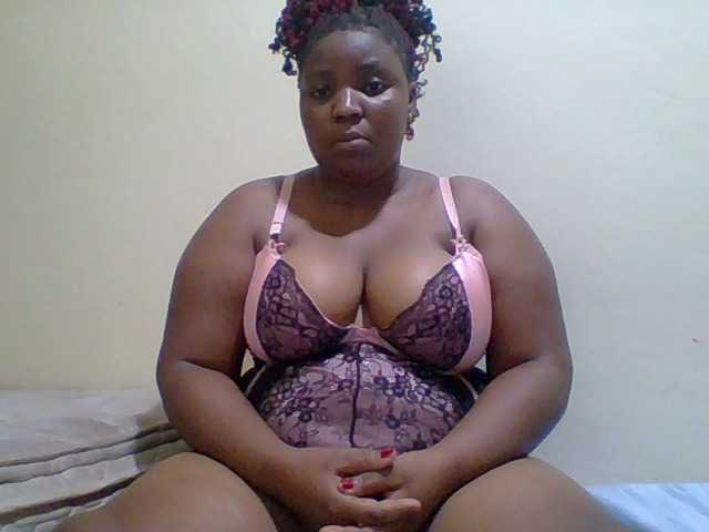 Monlight- live cam on BongaCams