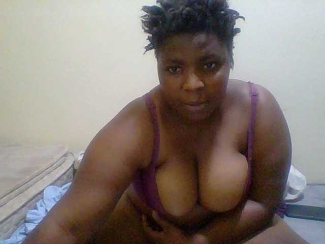 Monlight- live cam on BongaCams