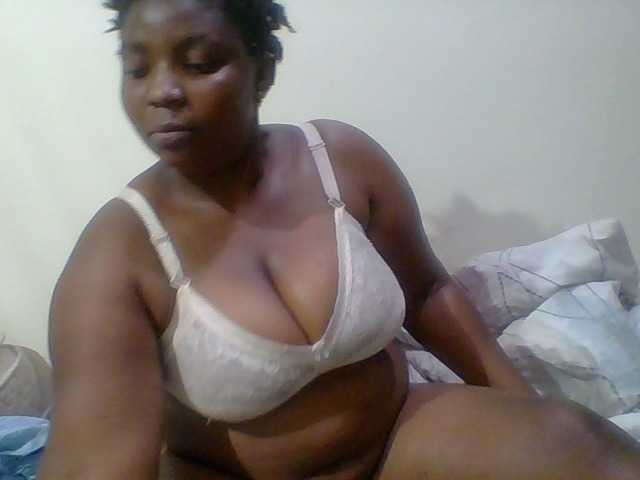 Monlight- live cam on BongaCams