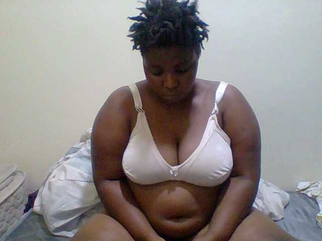 Monlight- live cam on BongaCams