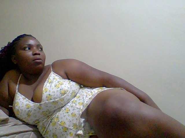 Monlight- live cam on BongaCams