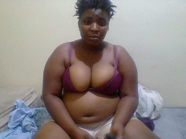 Monlight- live cam on BongaCams