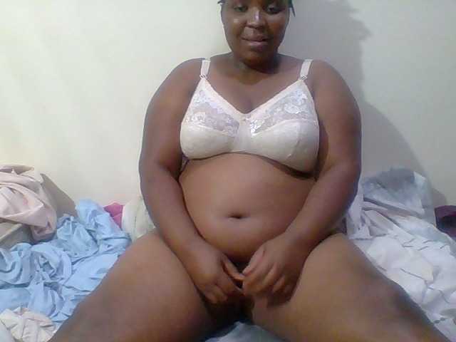 Monlight- live cam on BongaCams
