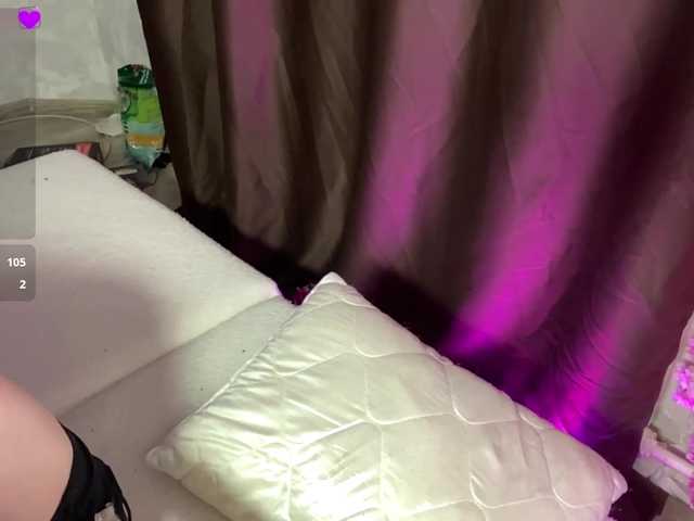 KiraSweet live cam on BongaCams