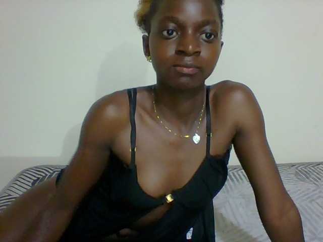 Miss-velvet live cam on BongaCams
