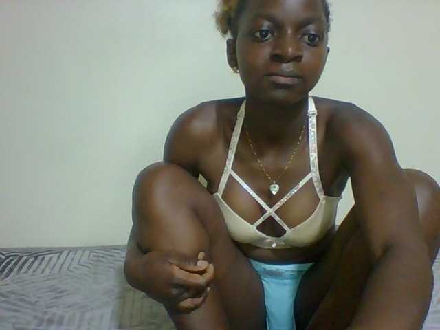 Miss-velvet live webcam show
