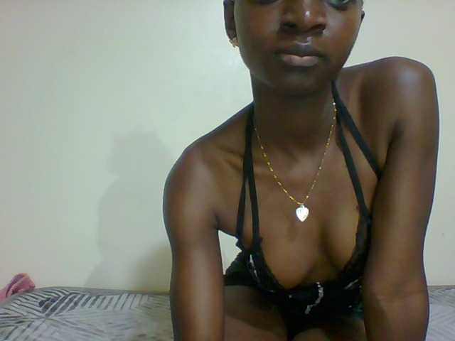 Miss-velvet live webcam show
