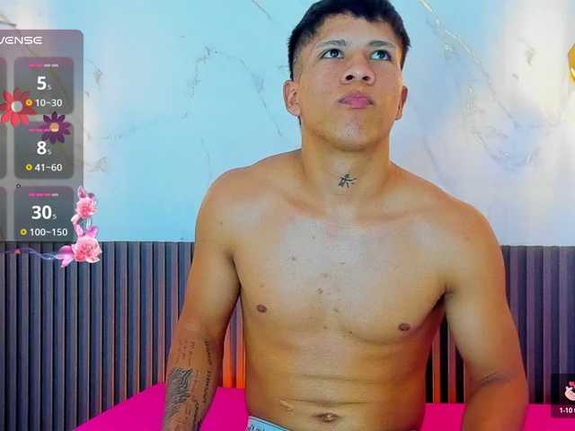 AlexMorris1 live webcam show