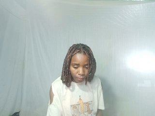 LandiQueen12
