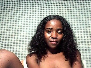 LandiQueen12