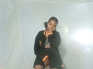 LandiQueen12