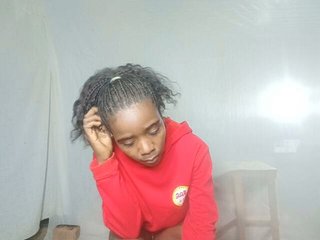 LandiQueen12