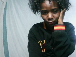 LandiQueen12