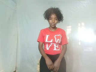 LandiQueen12