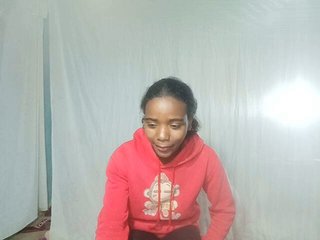 LandiQueen12's Live Webcam
