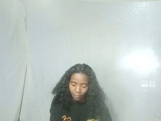 LandiQueen12