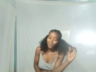 LandiQueen12