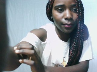 LandiQueen12's Live Webcam