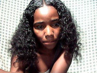 LandiQueen12's Live Webcam