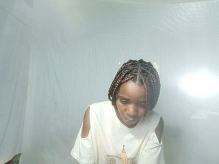 LandiQueen12