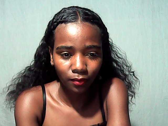 LandiQueen12