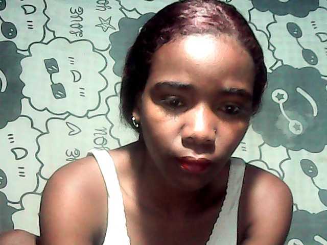LandiQueen12 live cam on BongaCams