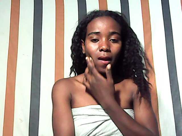 LandiQueen12