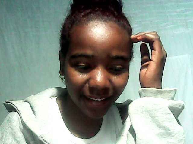 LandiQueen12