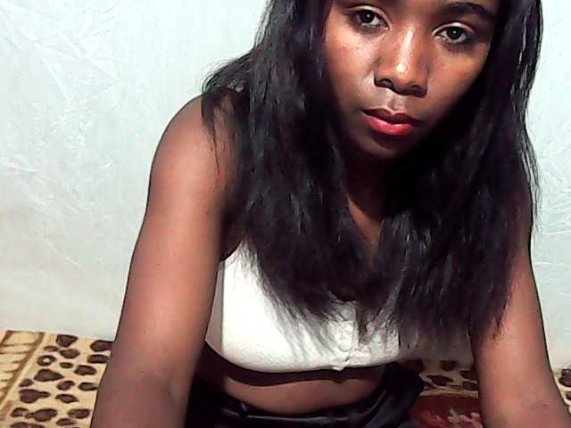 LandiQueen12
