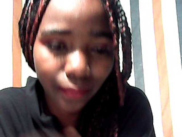 LandiQueen12