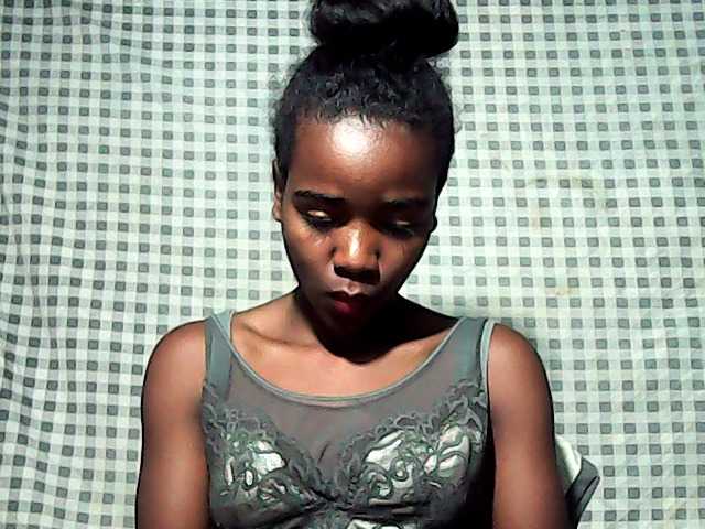 LandiQueen12