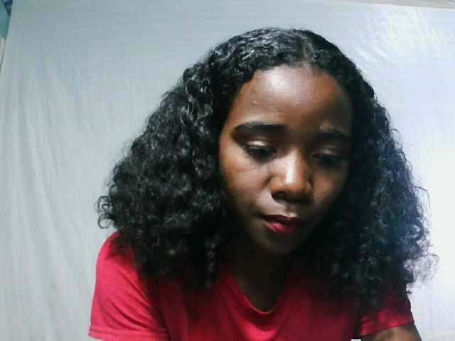 LandiQueen12