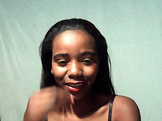 LandiQueen12