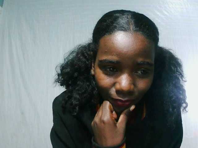 LandiQueen12