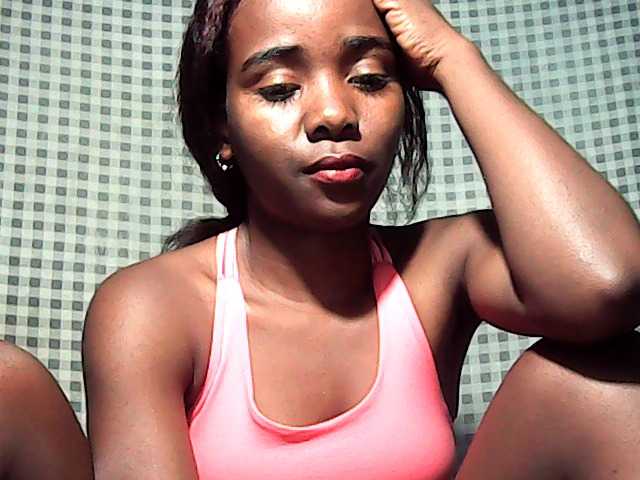 LandiQueen12