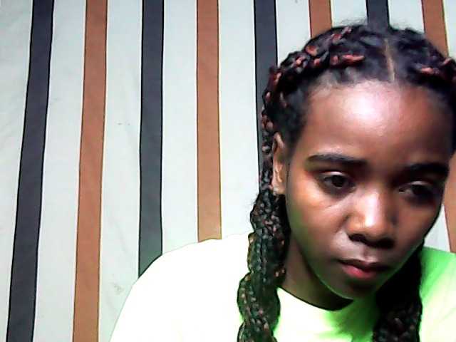 LandiQueen12