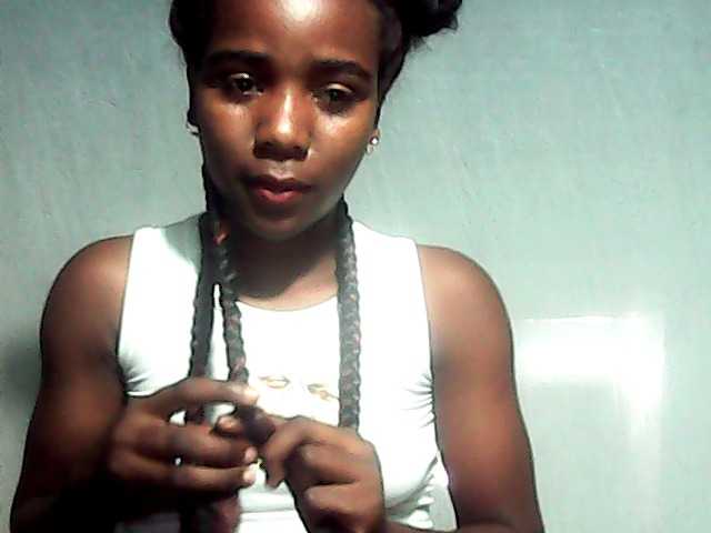 LandiQueen12