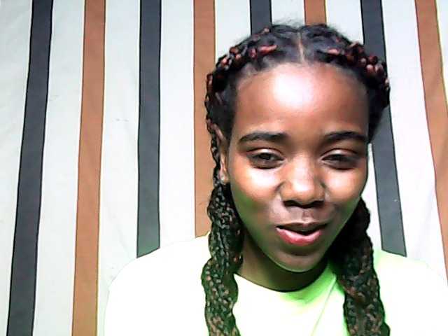 LandiQueen12
