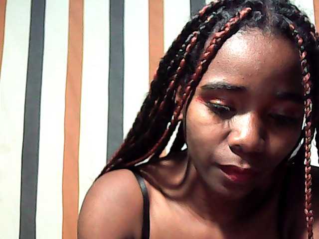 LandiQueen12