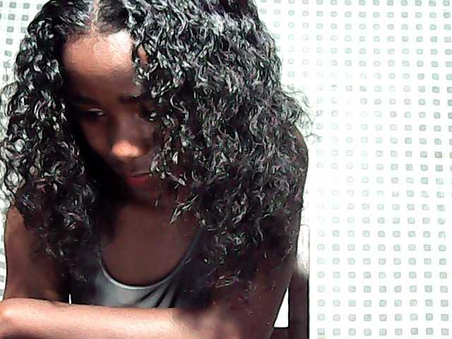 LandiQueen12