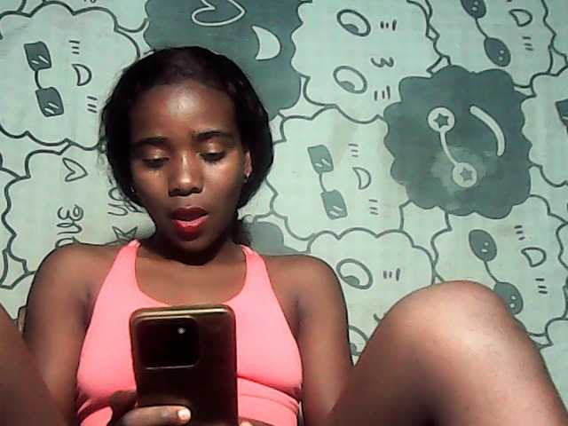 LandiQueen12