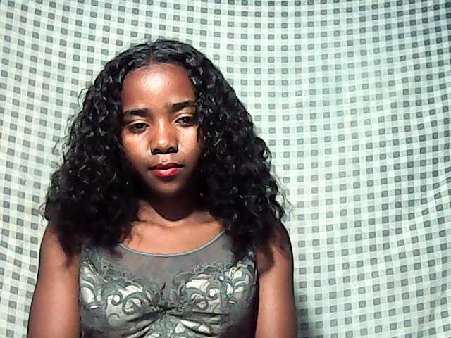 LandiQueen12
