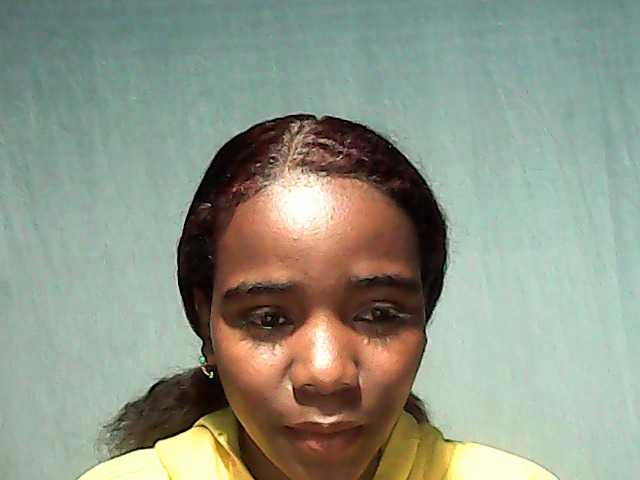 LandiQueen12 live cam on BongaCams