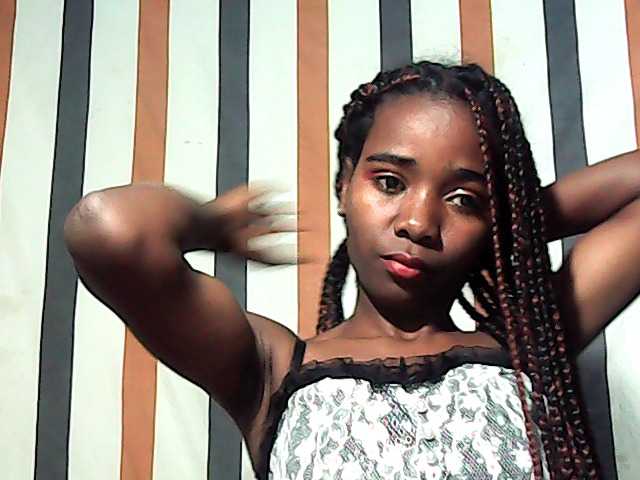 LandiQueen12