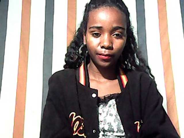 LandiQueen12